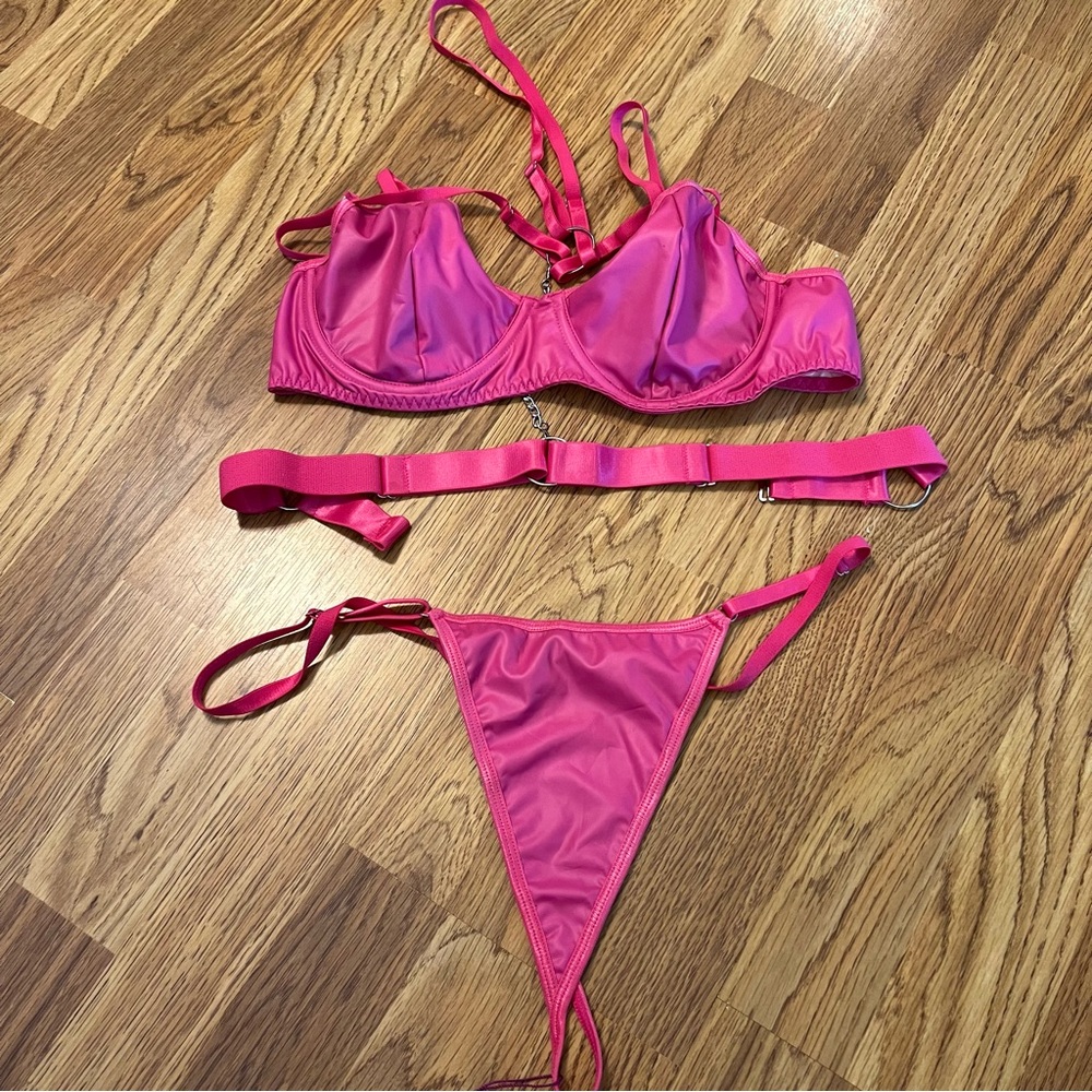 Womens sexy hot pink set.